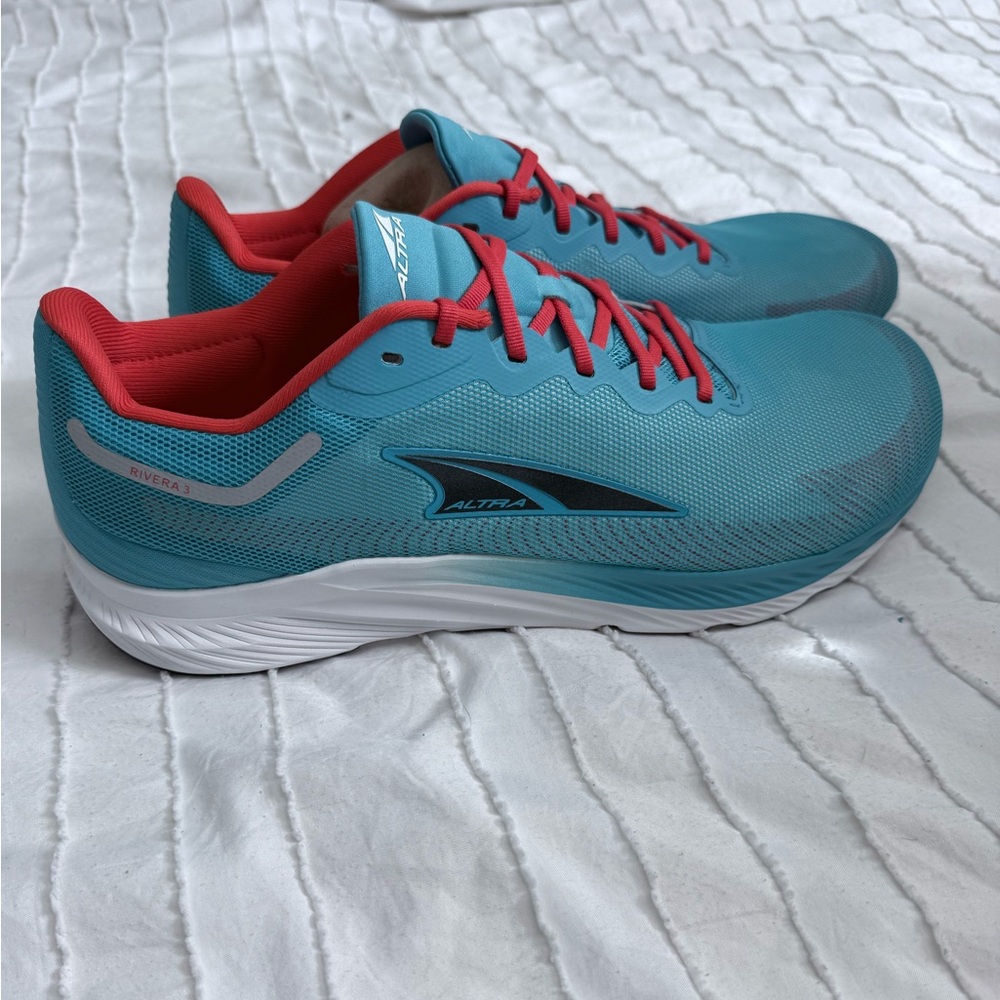 Brand New Altra Rivera 3 Teal and Coral Sneakers